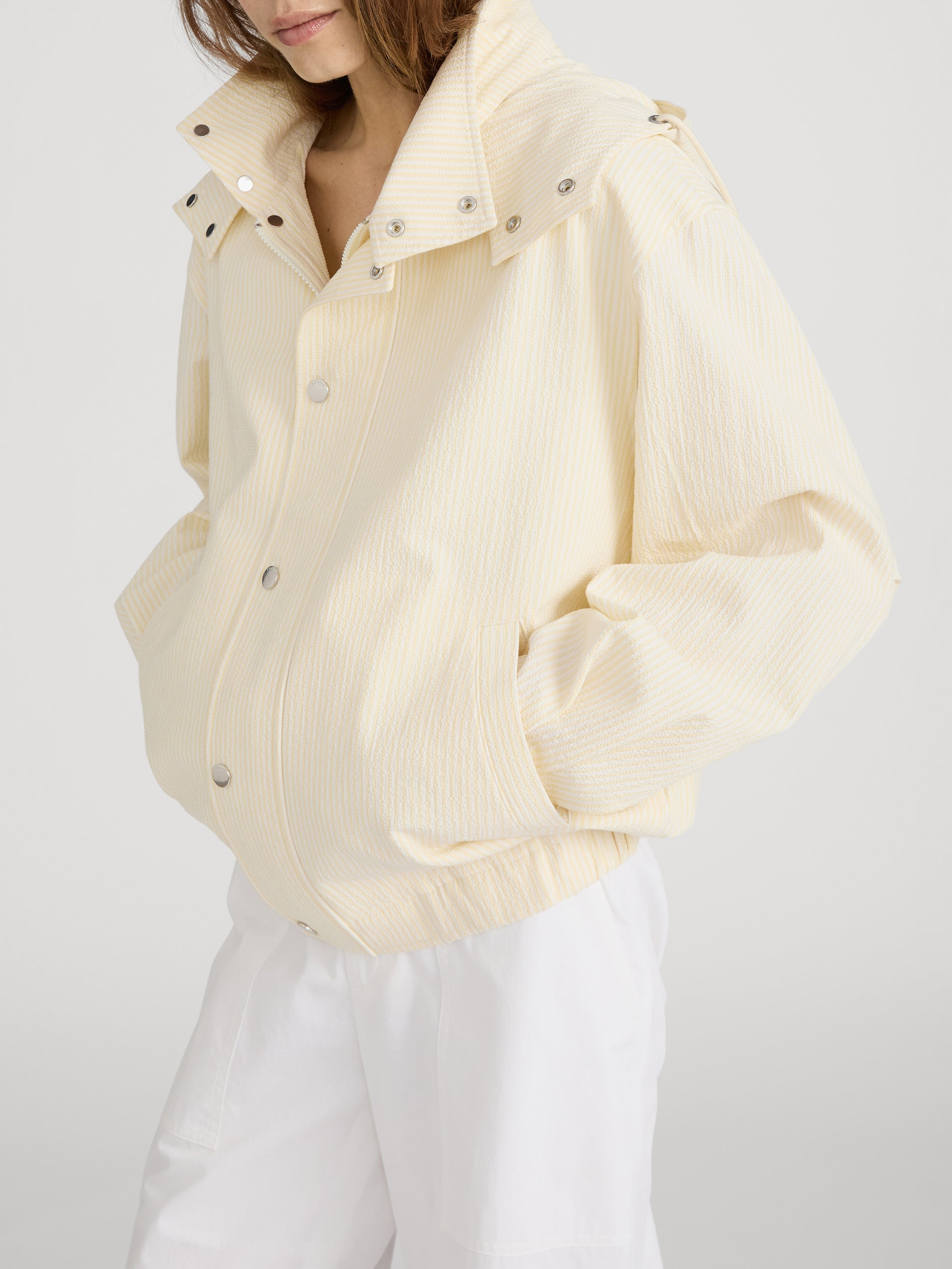 Jacket on model side