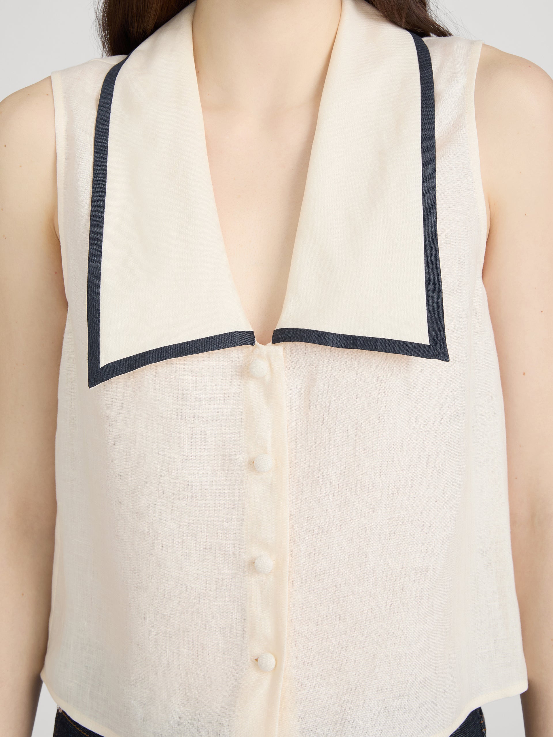 Top On Model Detail