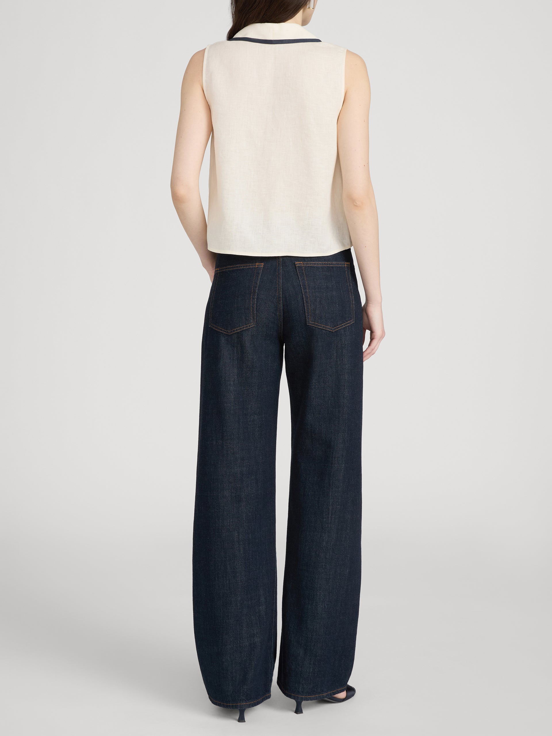 Top on model back