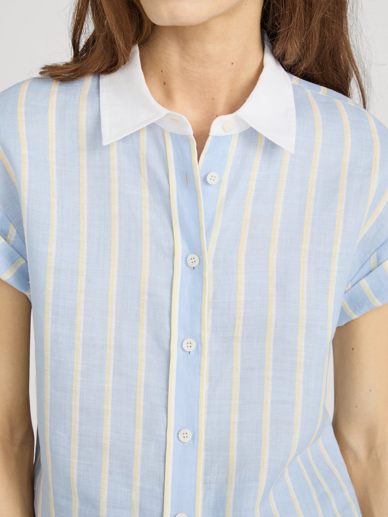 Shirt on model detail