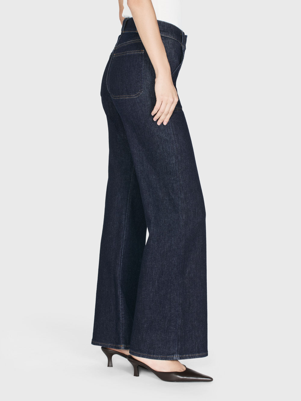 jeans side image