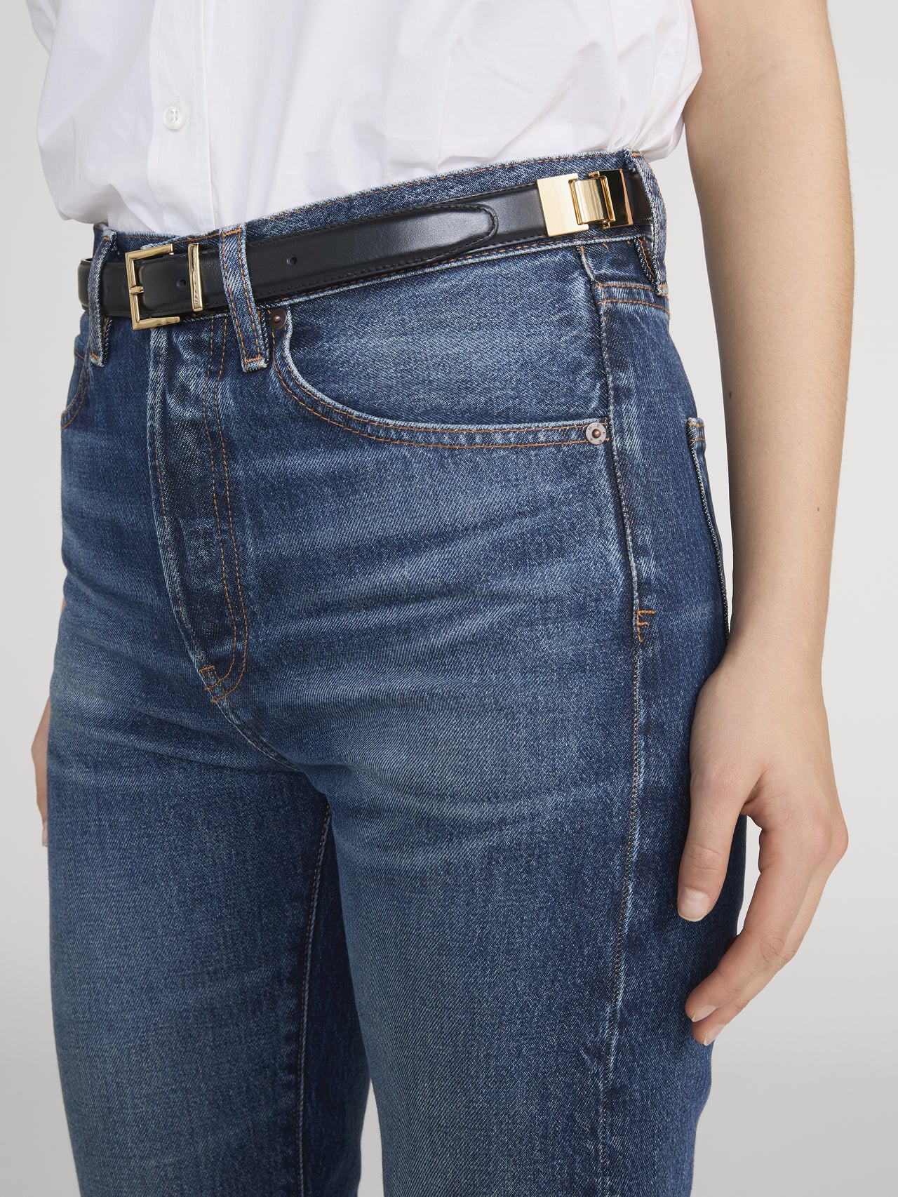 Belt On Model Side