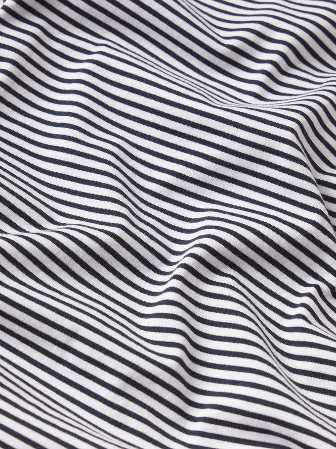 polo texture detail image alt:size