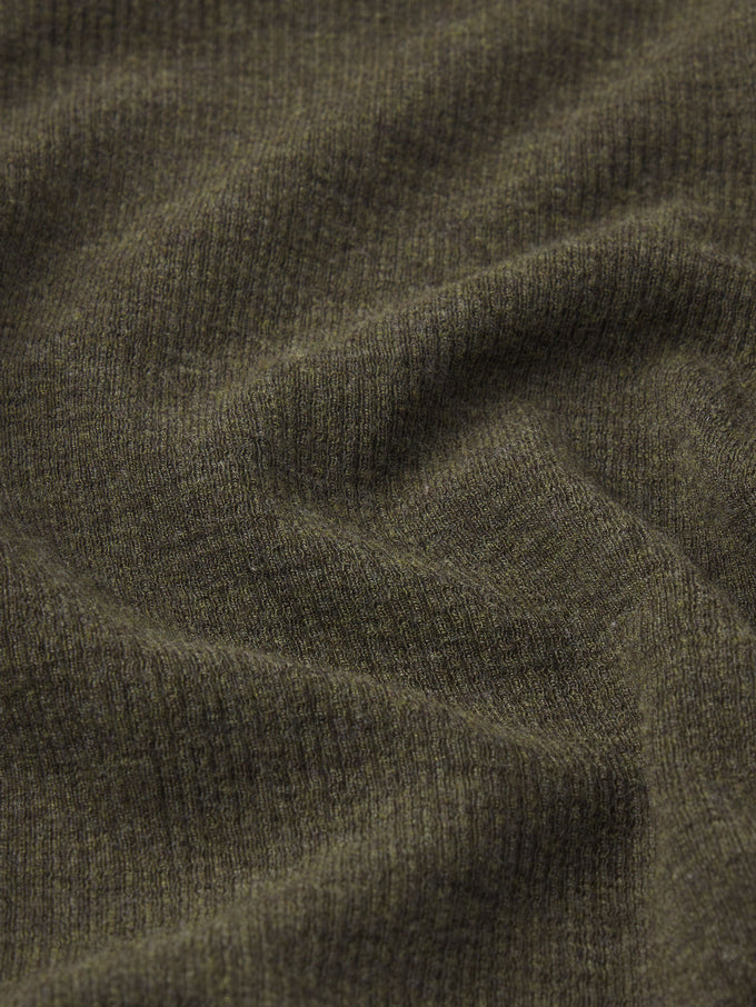 top texture detail image alt:size