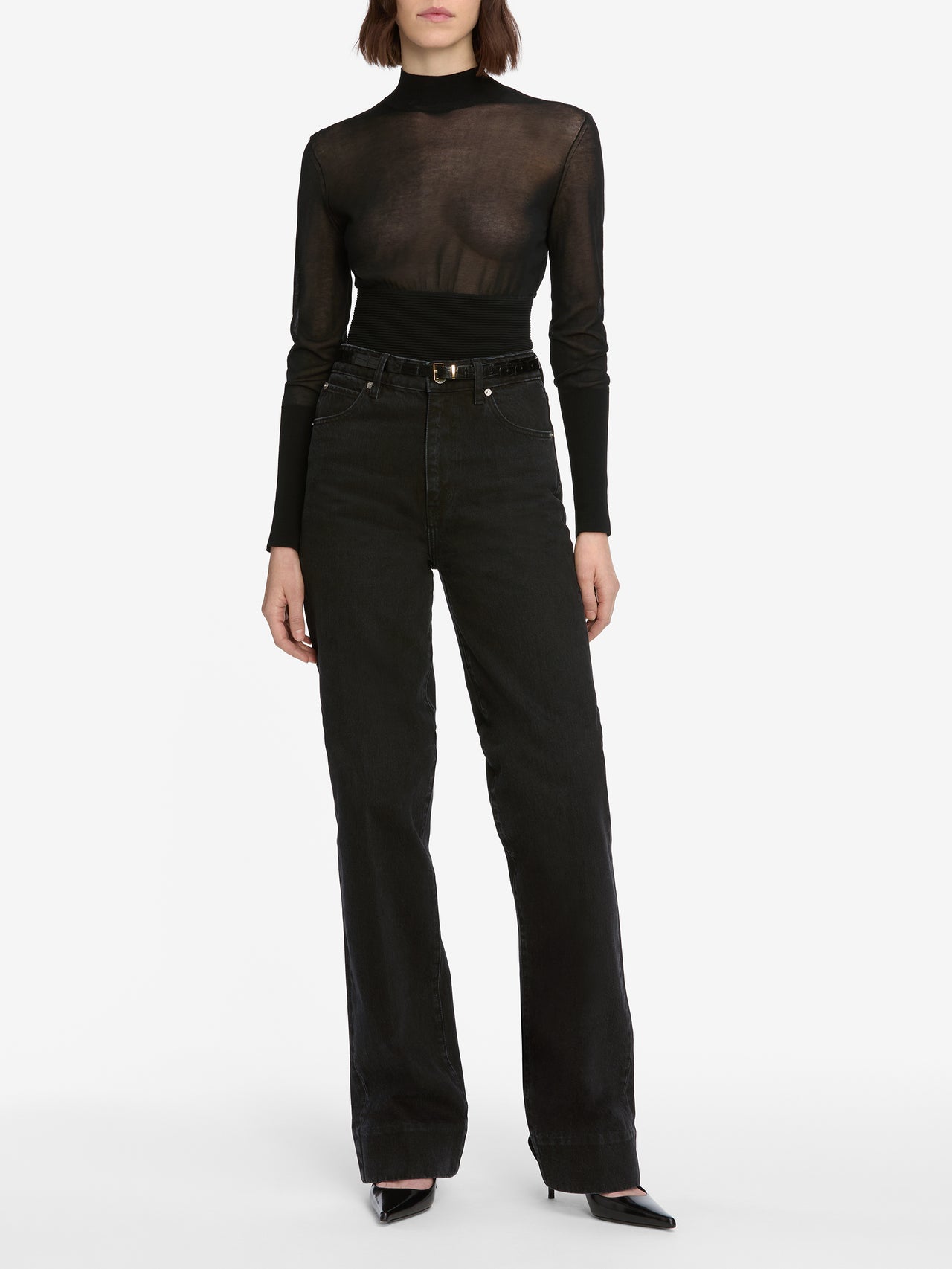 sweater full front view alt:hover