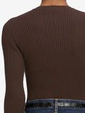 sweater back detail image alt:fit1
