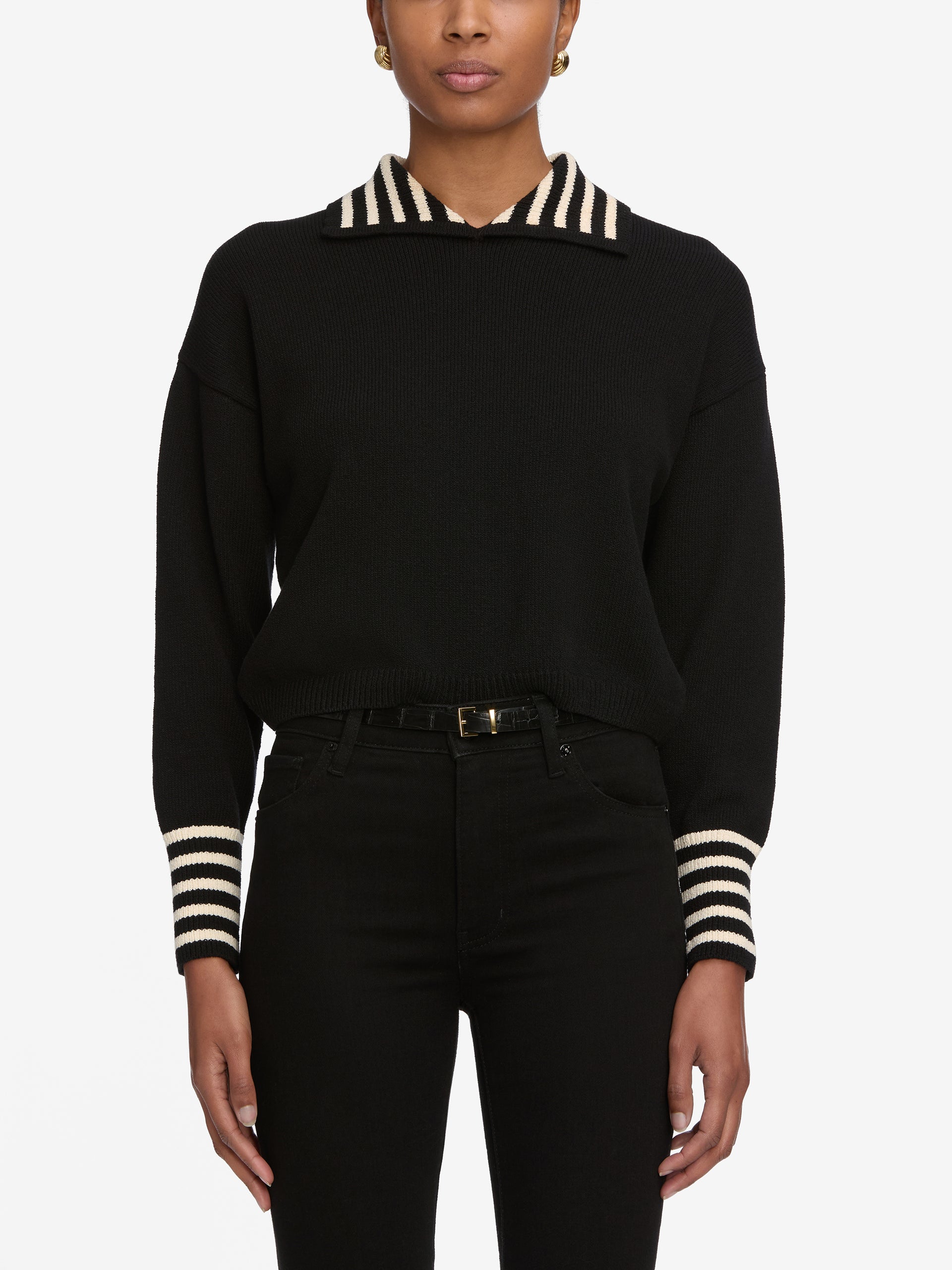 sweater front image alt:hover