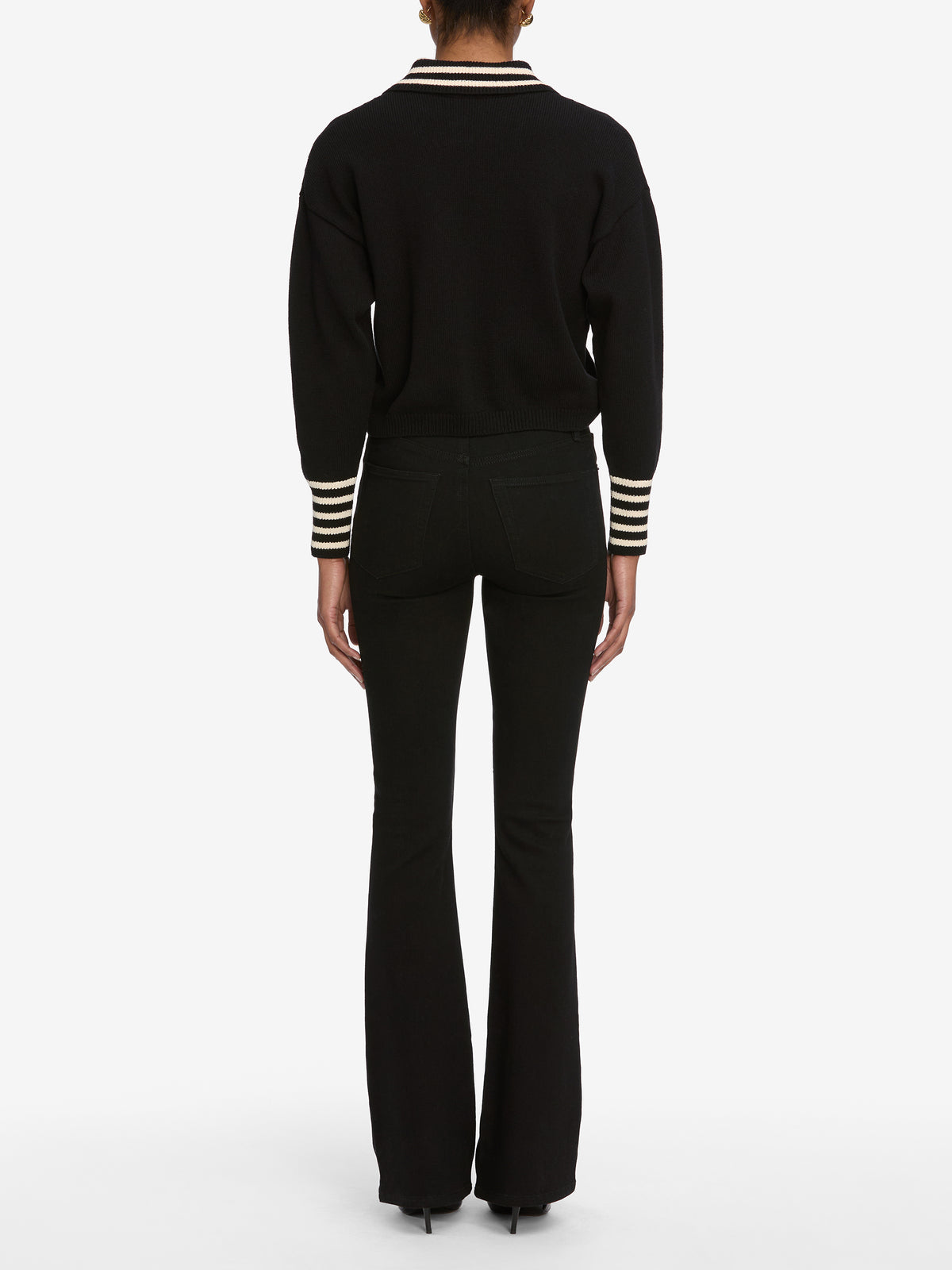 sweater back image alt:fit2