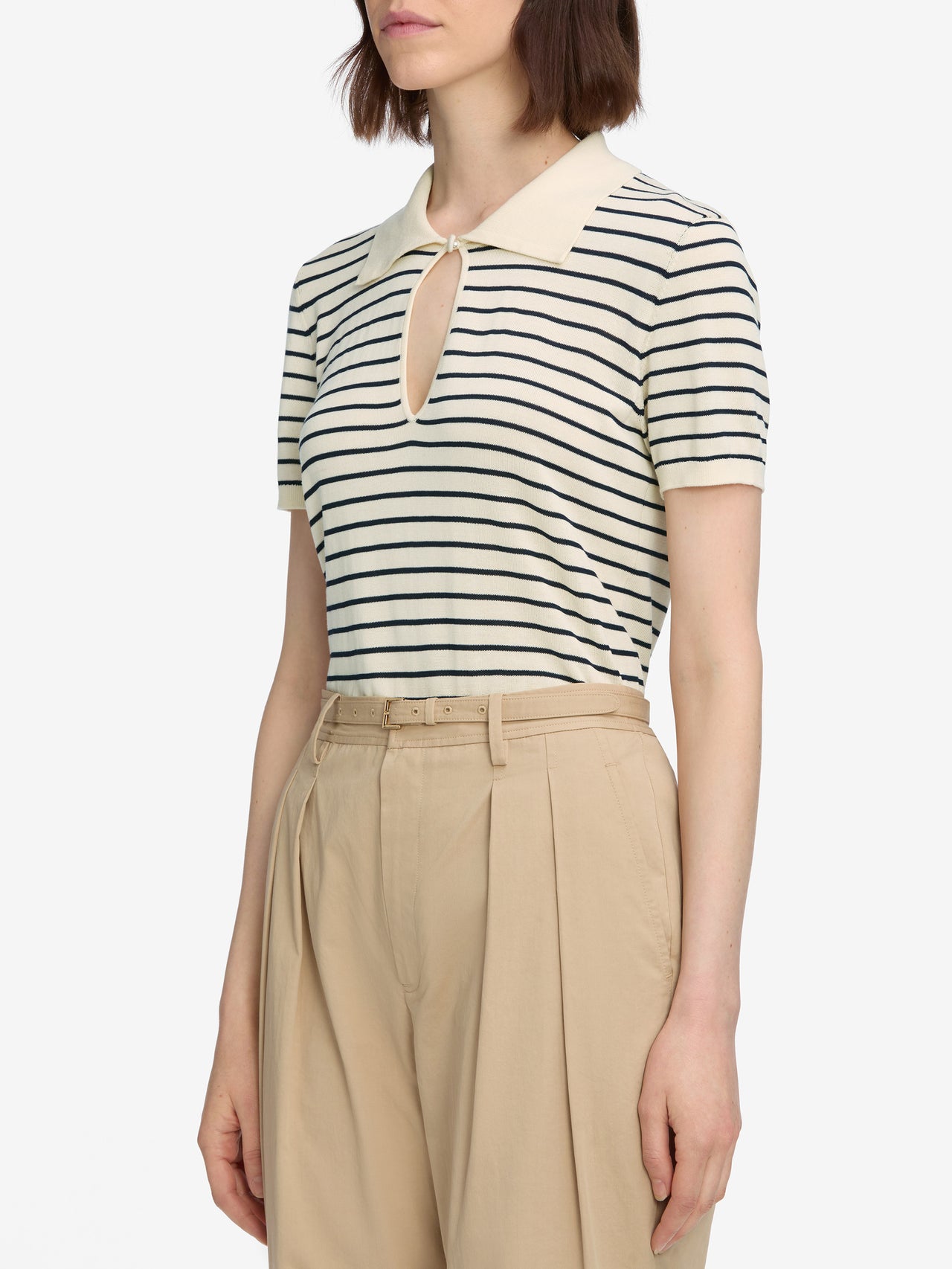 polo side angle image