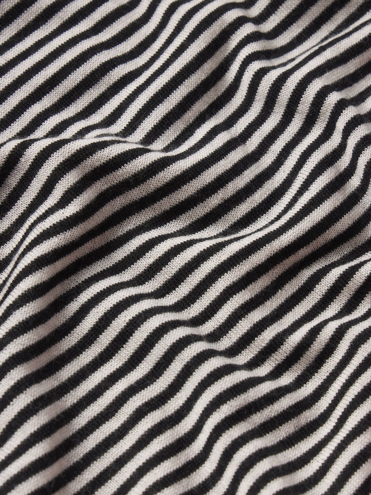 polo texture detail image alt:size