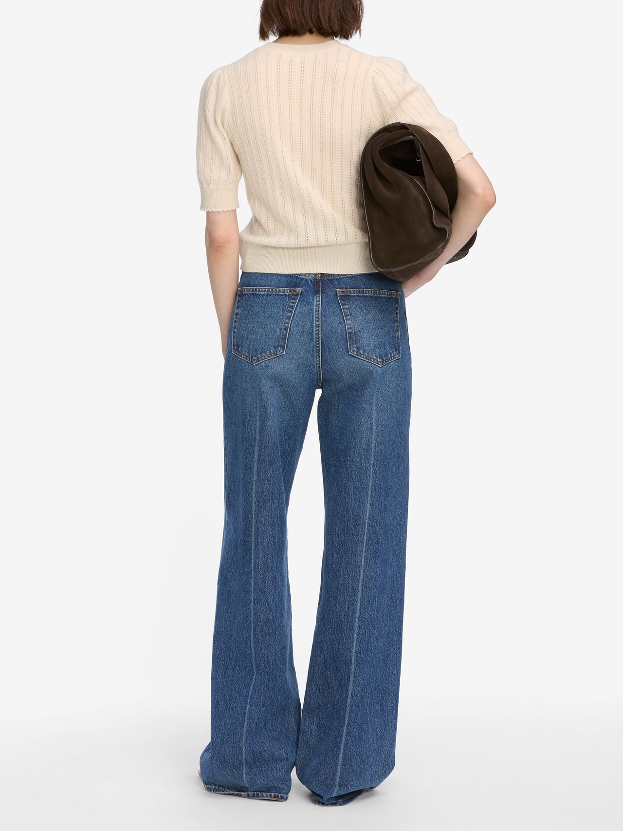 sweater back image alt:fit2