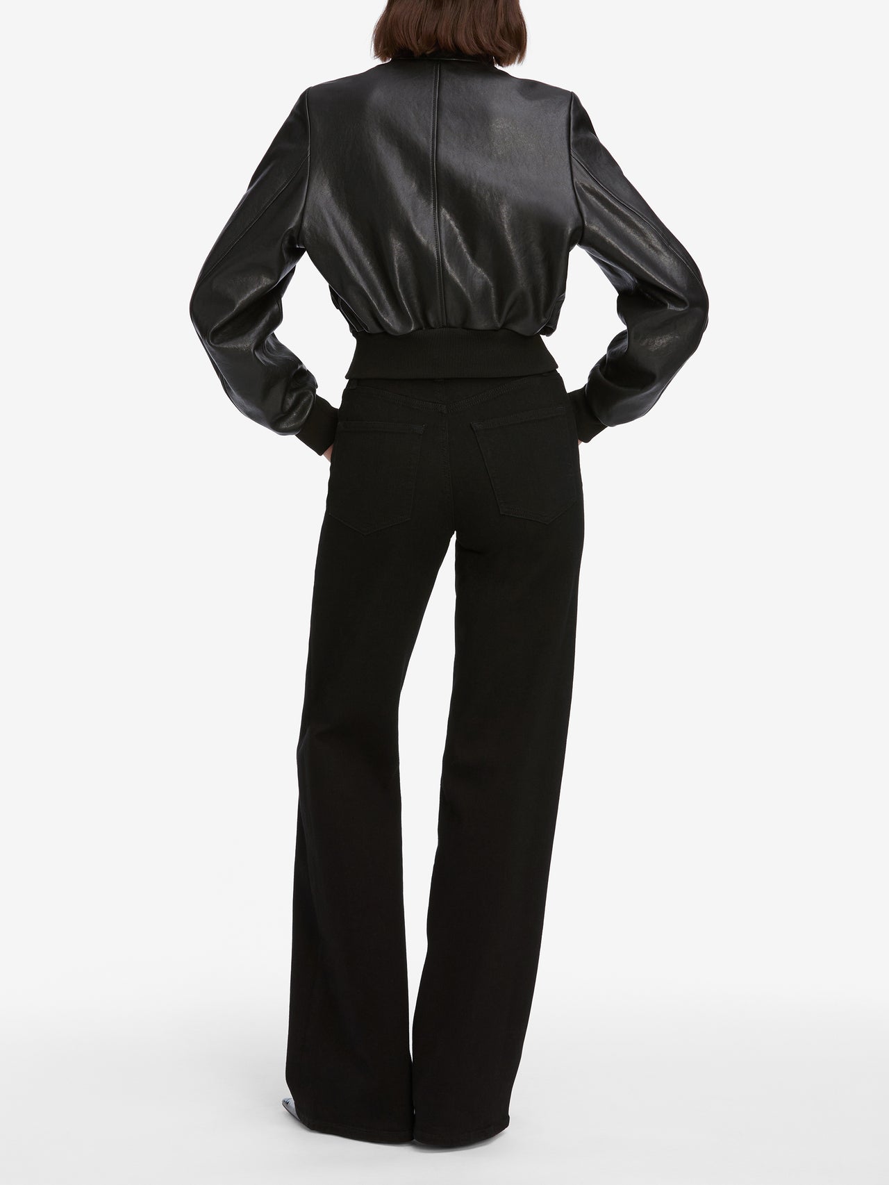 jacket back image alt:fit2