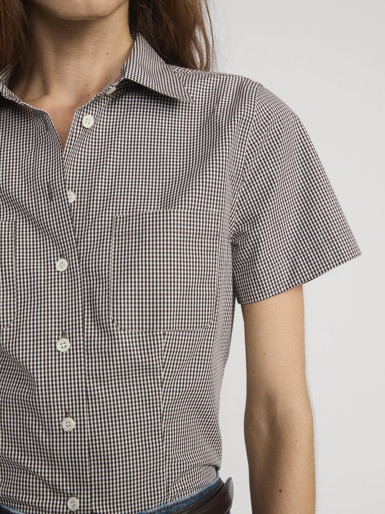 top front detail image alt:fit1