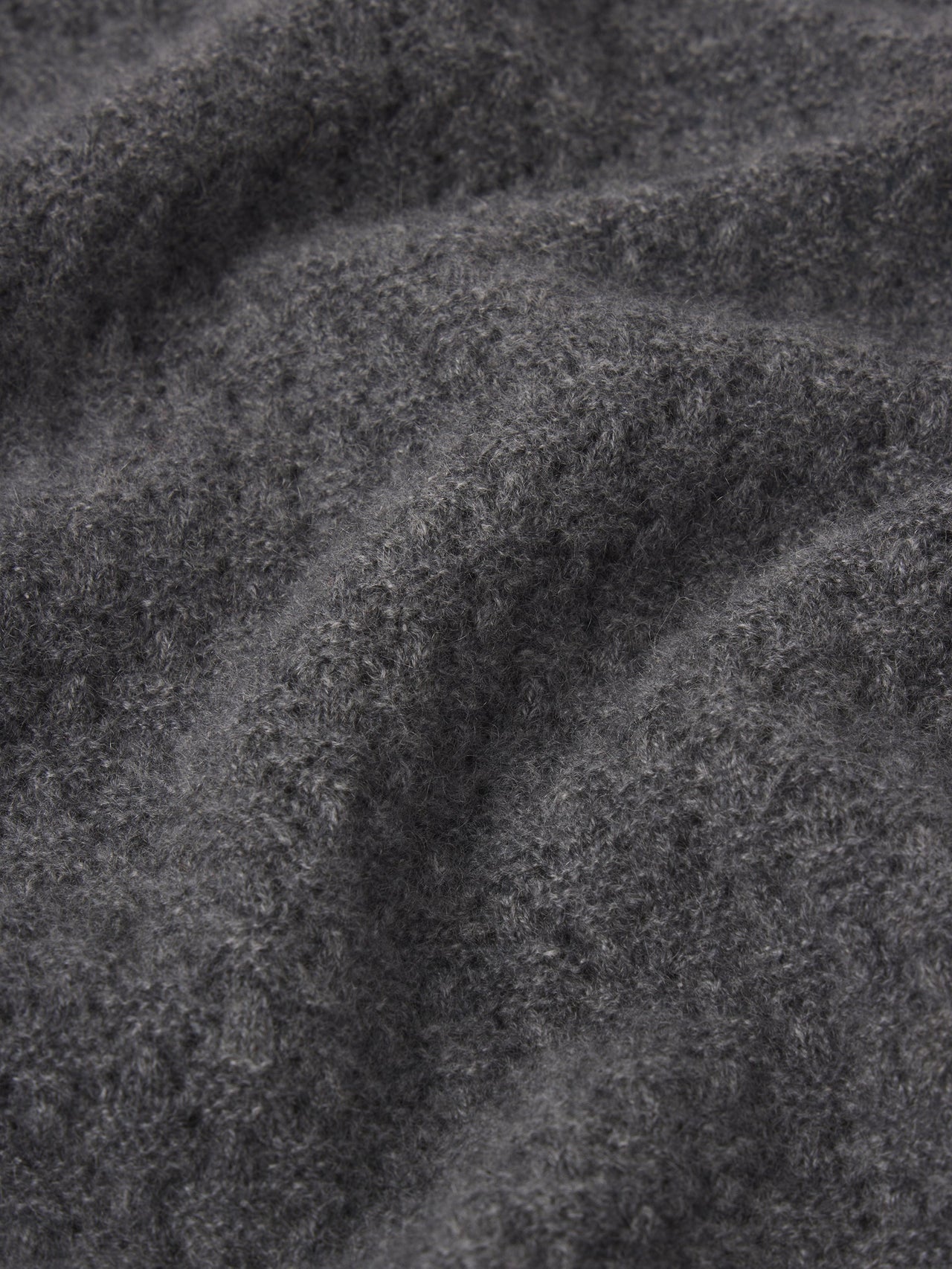 sweater-texture-detail-image
