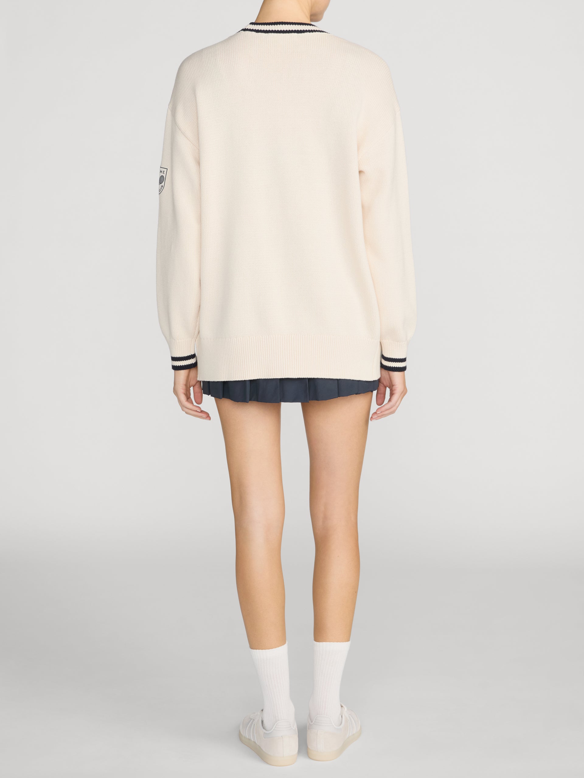 sweater-back-image