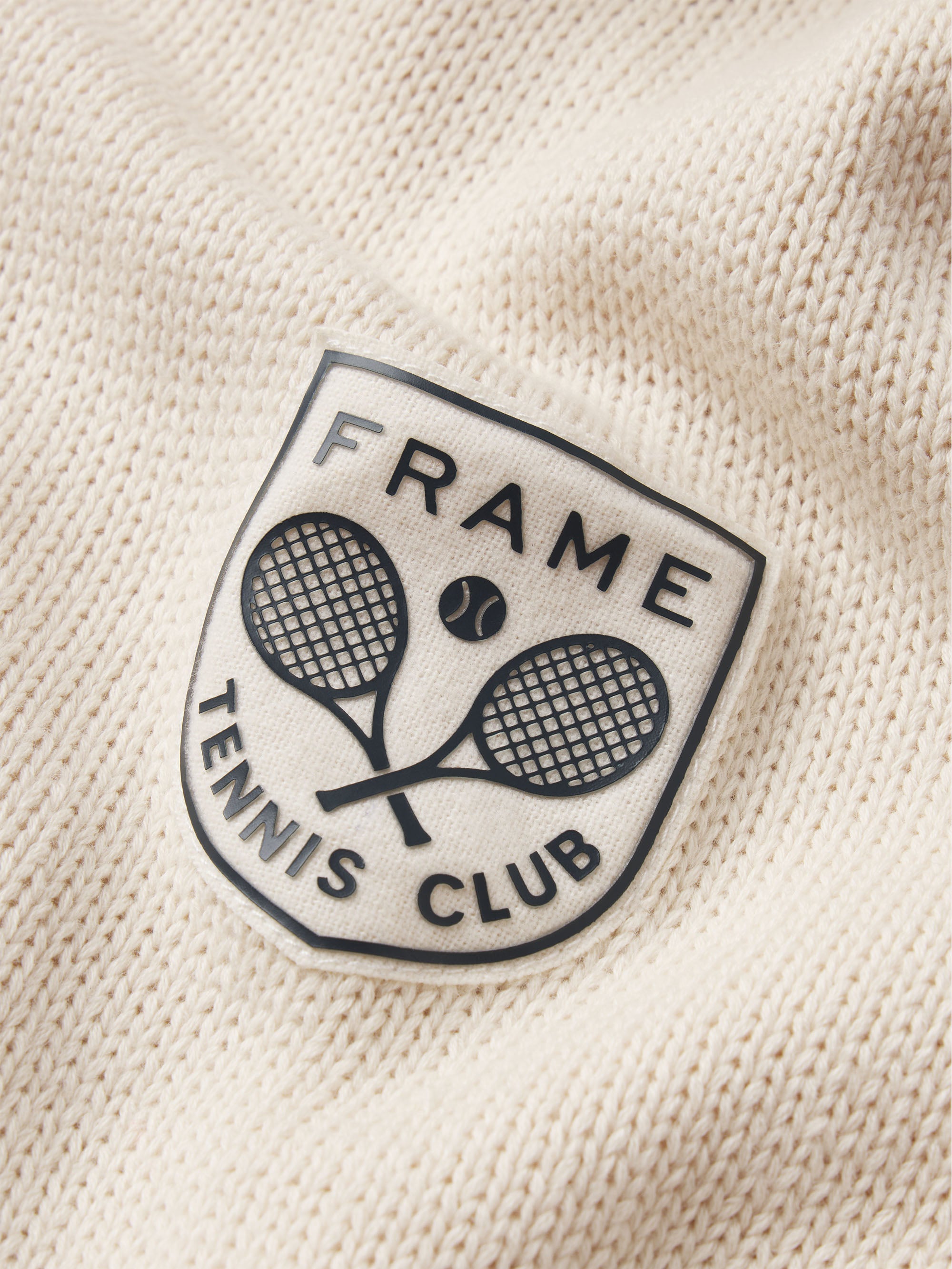 sweater-logo-detail-packshot-image