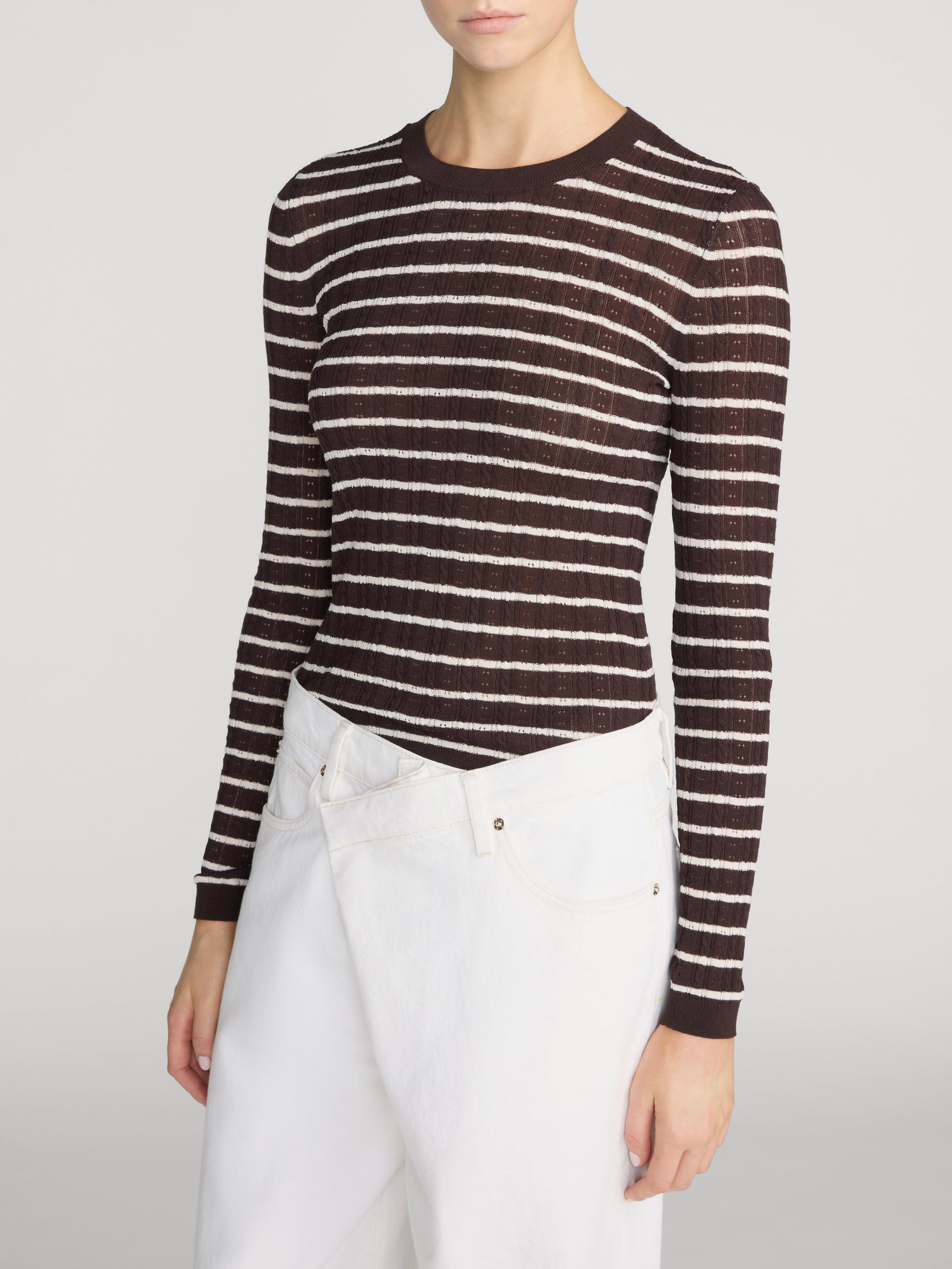 sweater-side-image