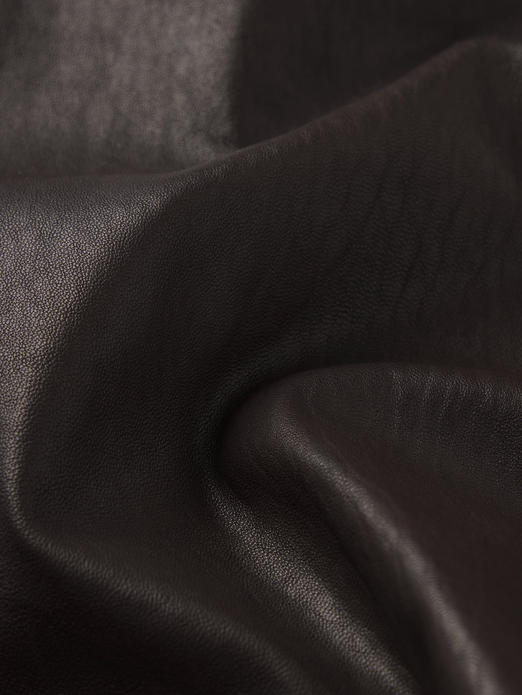 pant-texture-detail-image