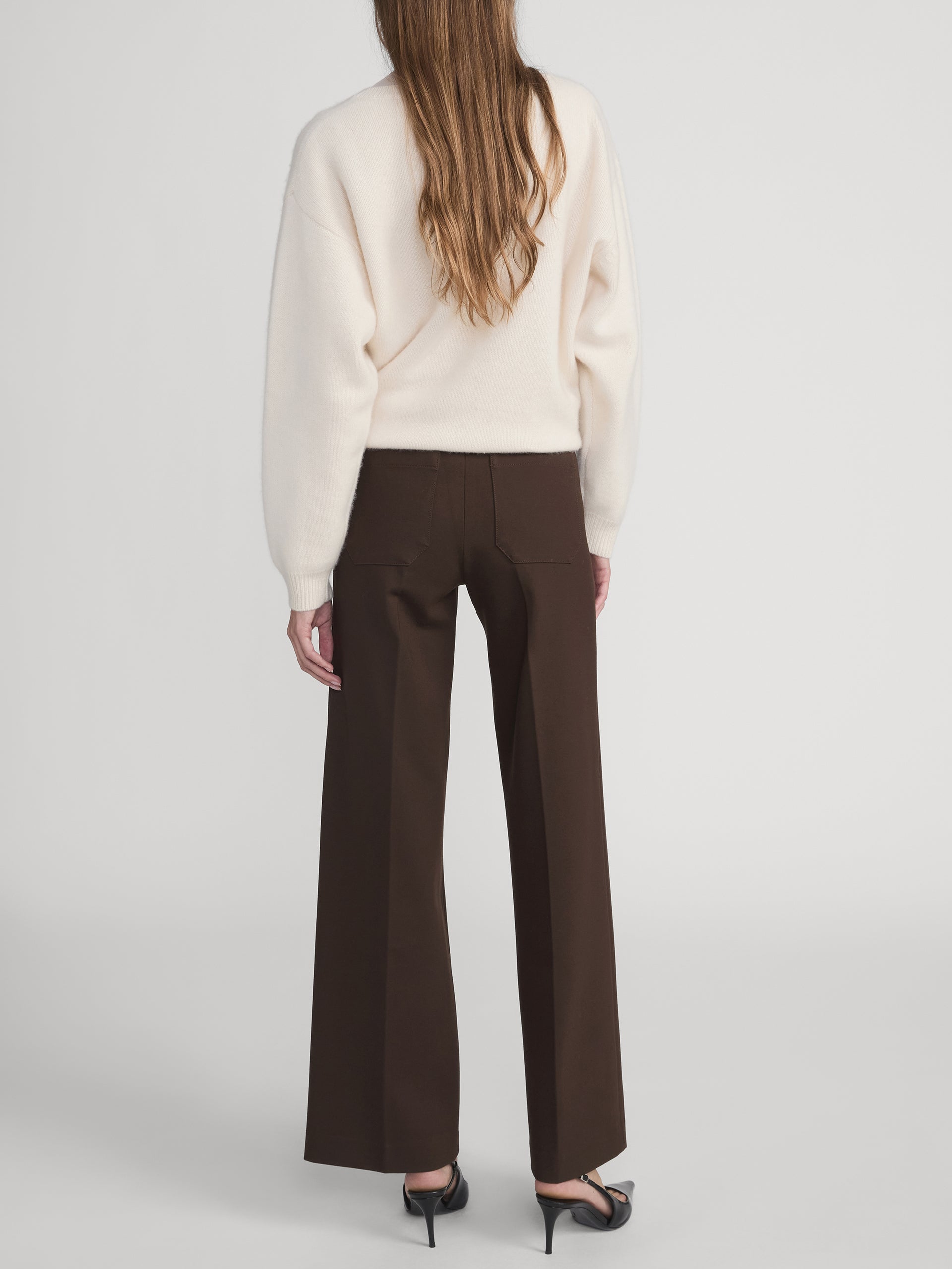 pants back image alt:fit2
