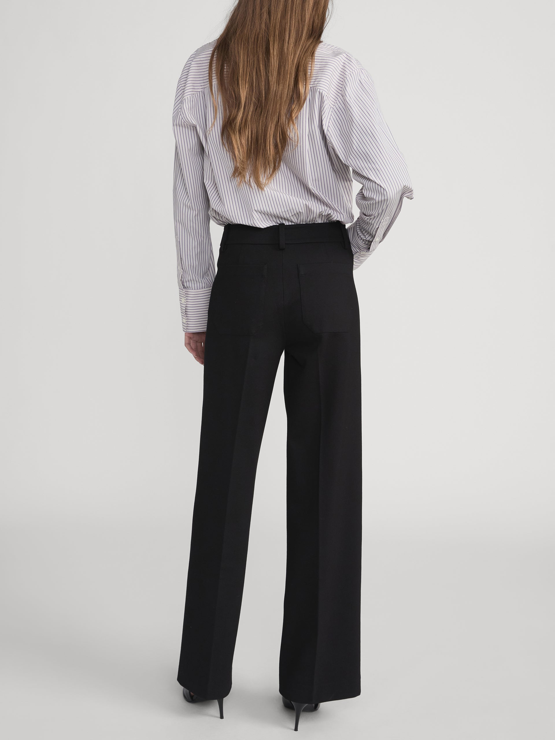 pants back image alt:fit2