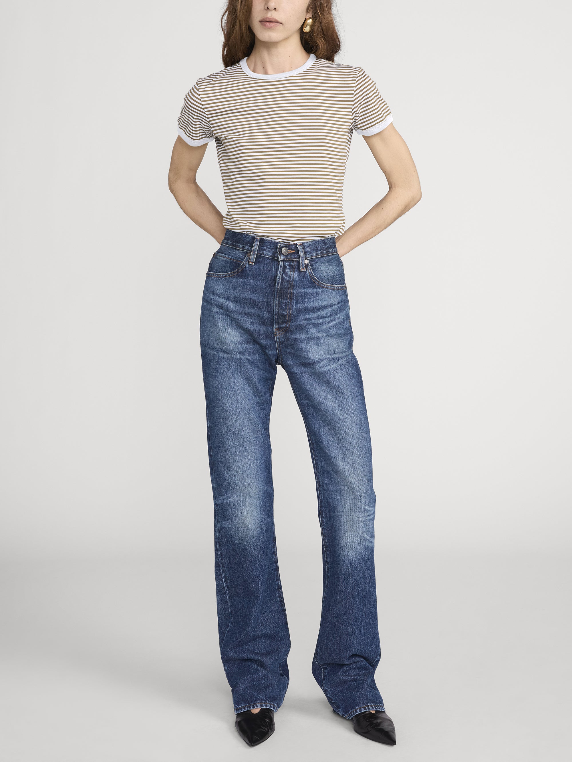 Tee on Model Front