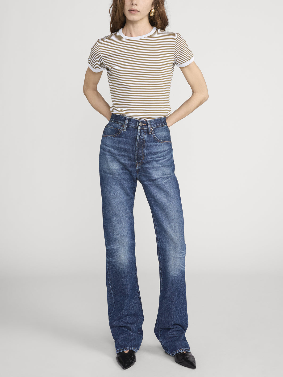 Tee on Model Front