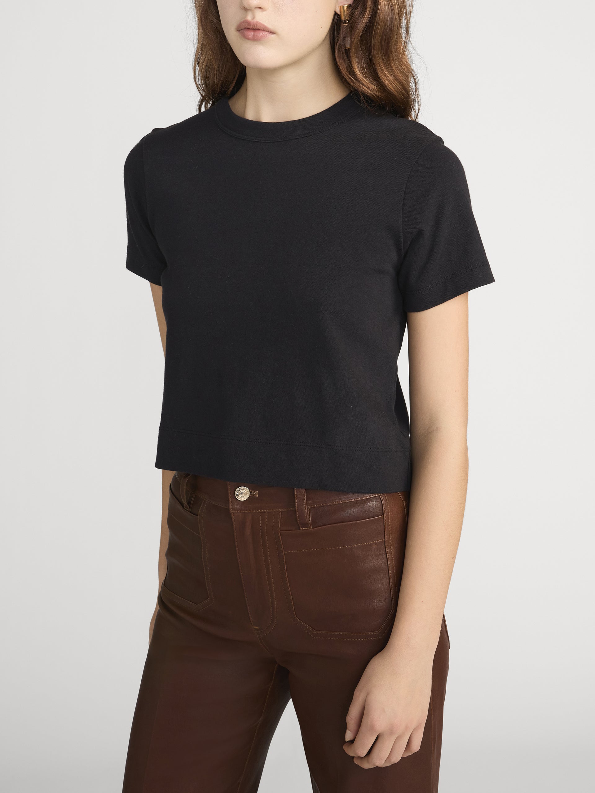 Tee On Model Side