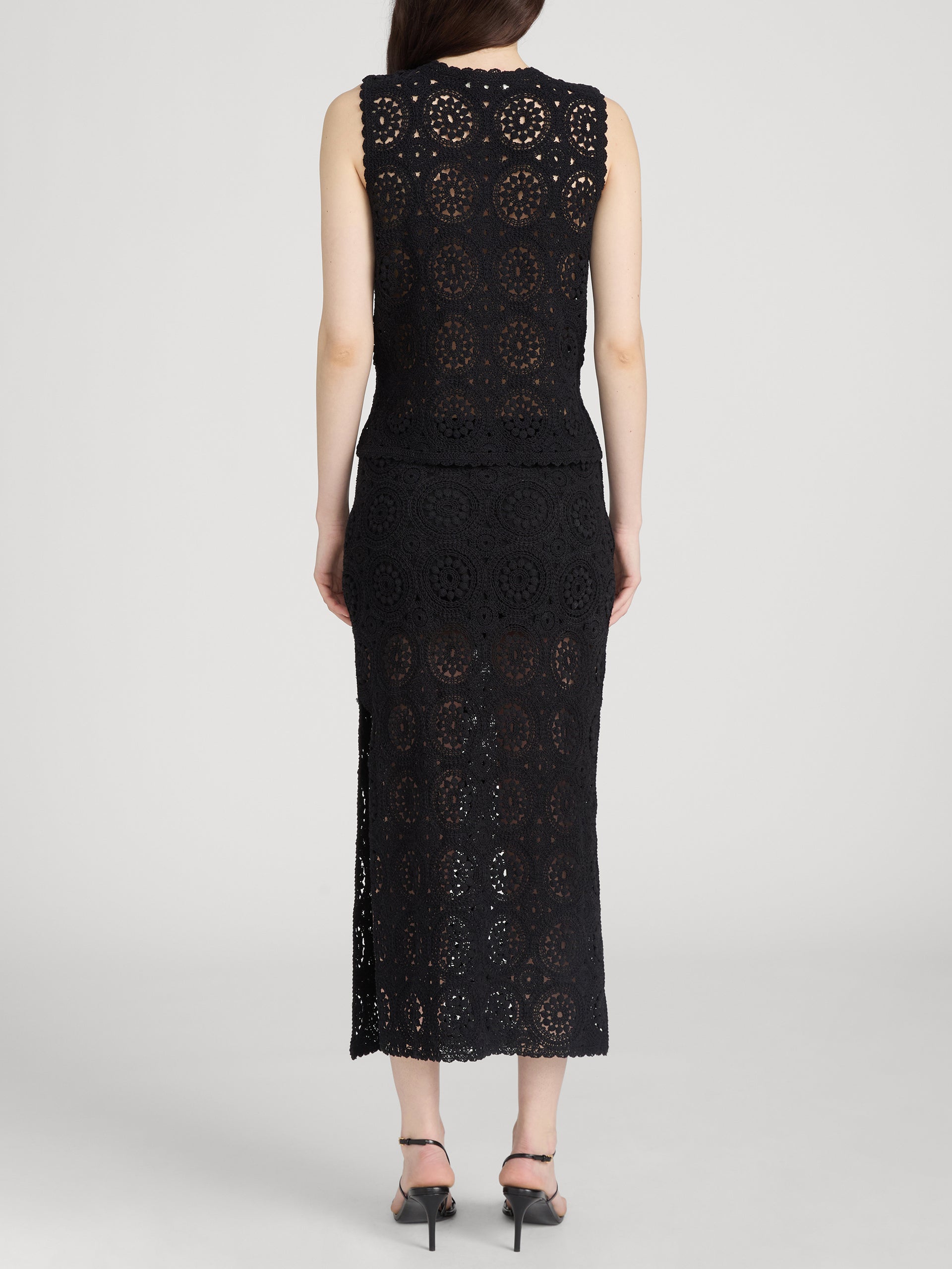 Top on model back