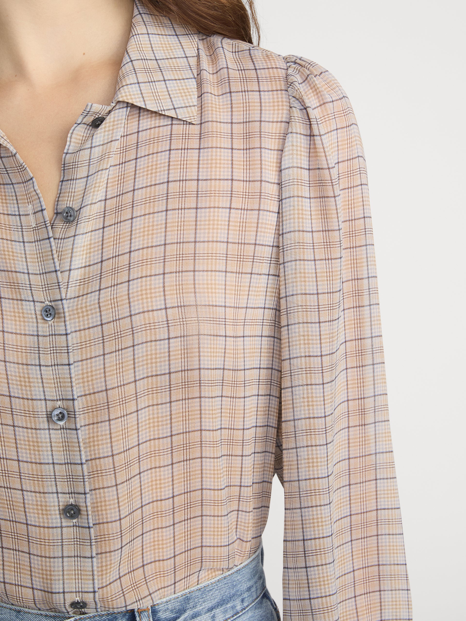 Top On Model Detail