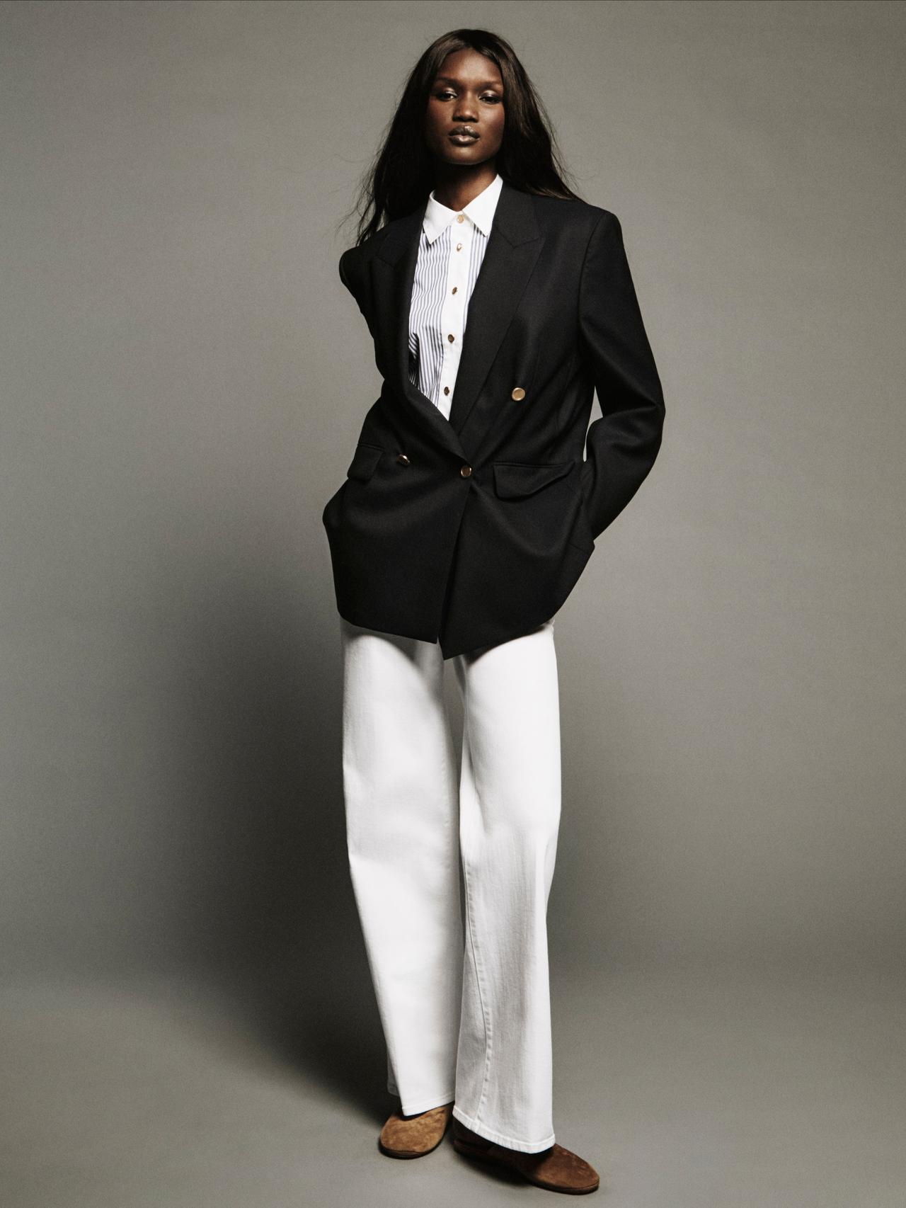 evergreen shoot image alt:hover