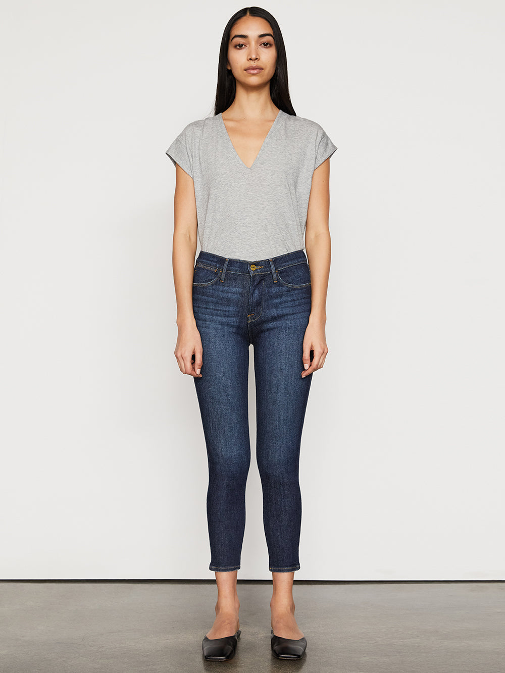 tee front full body view alt:hover