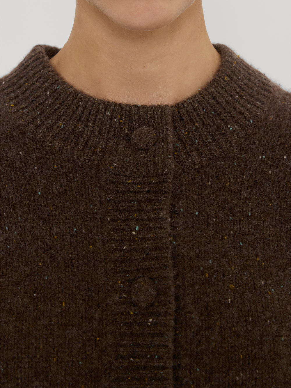 sweater-detail-image