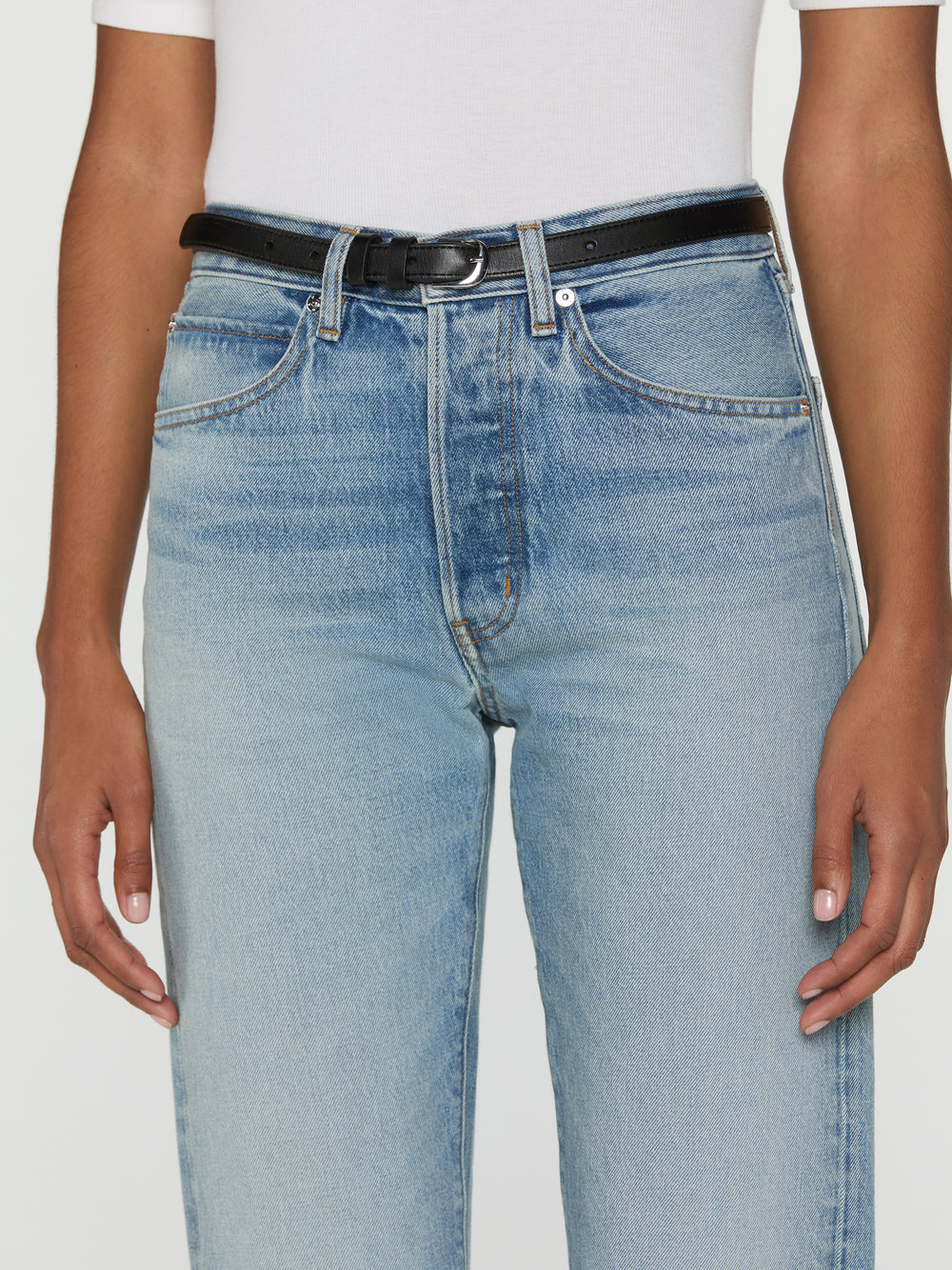 jeans front detail image alt:fit1