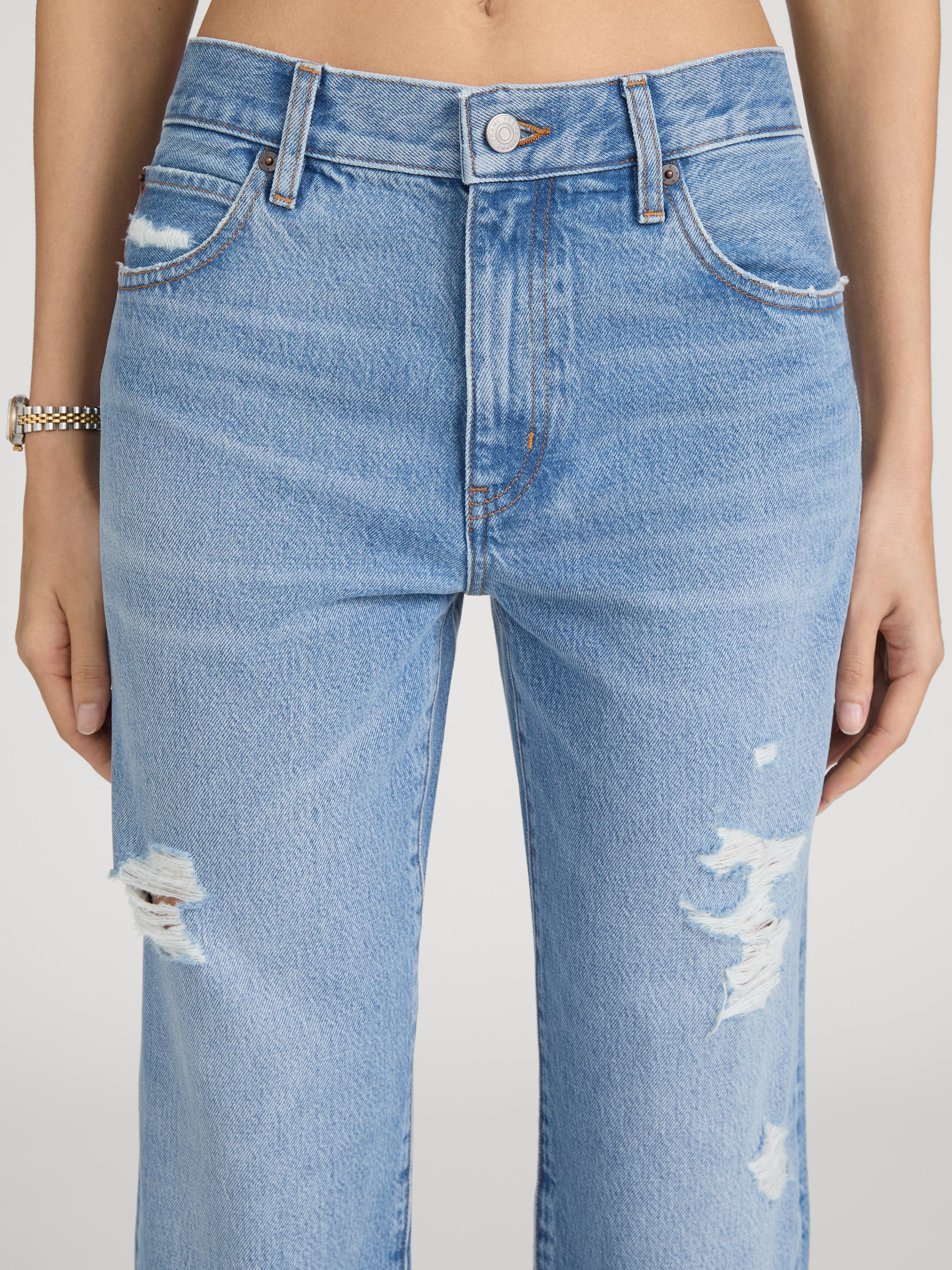 Jean On Model Detail 