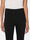 capris front detail image alt:size alt:fit1