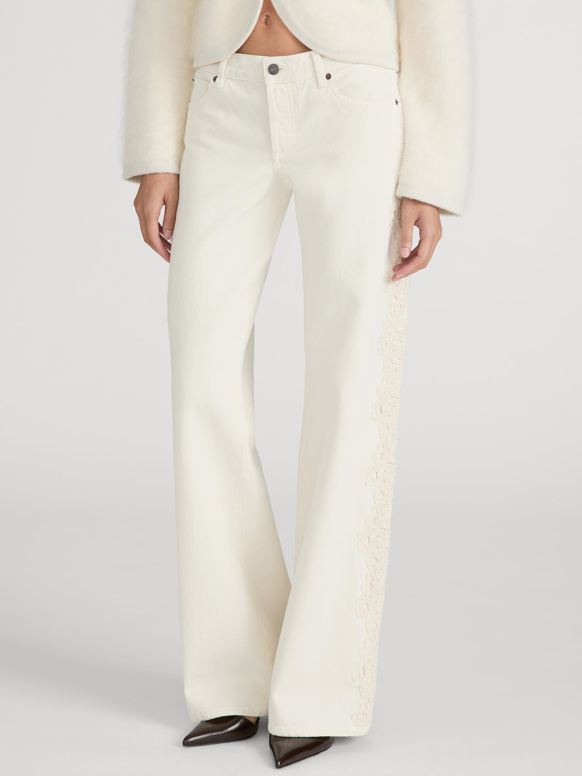 jean-side-image