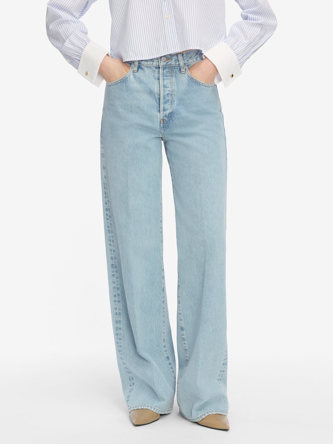 jeans front image alt:hover