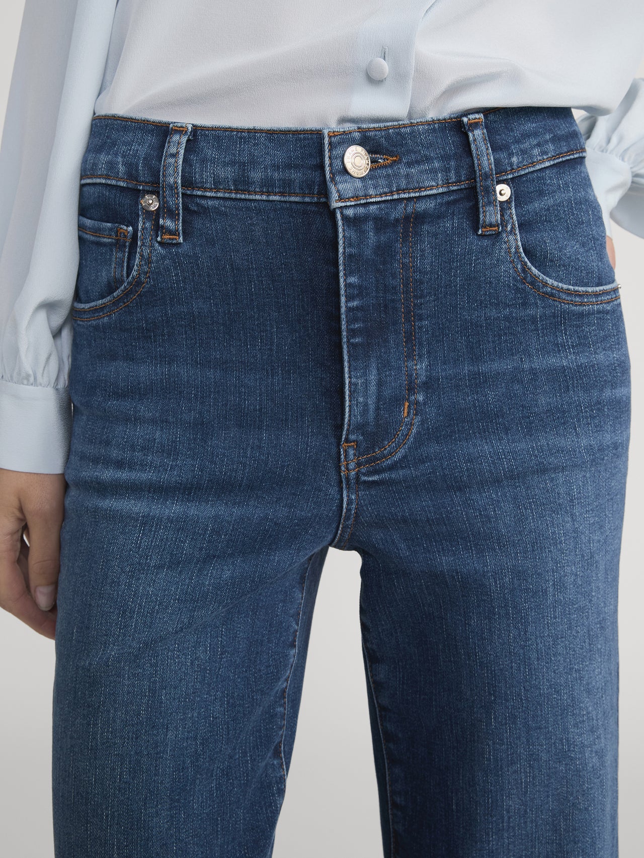 jeans front detail image