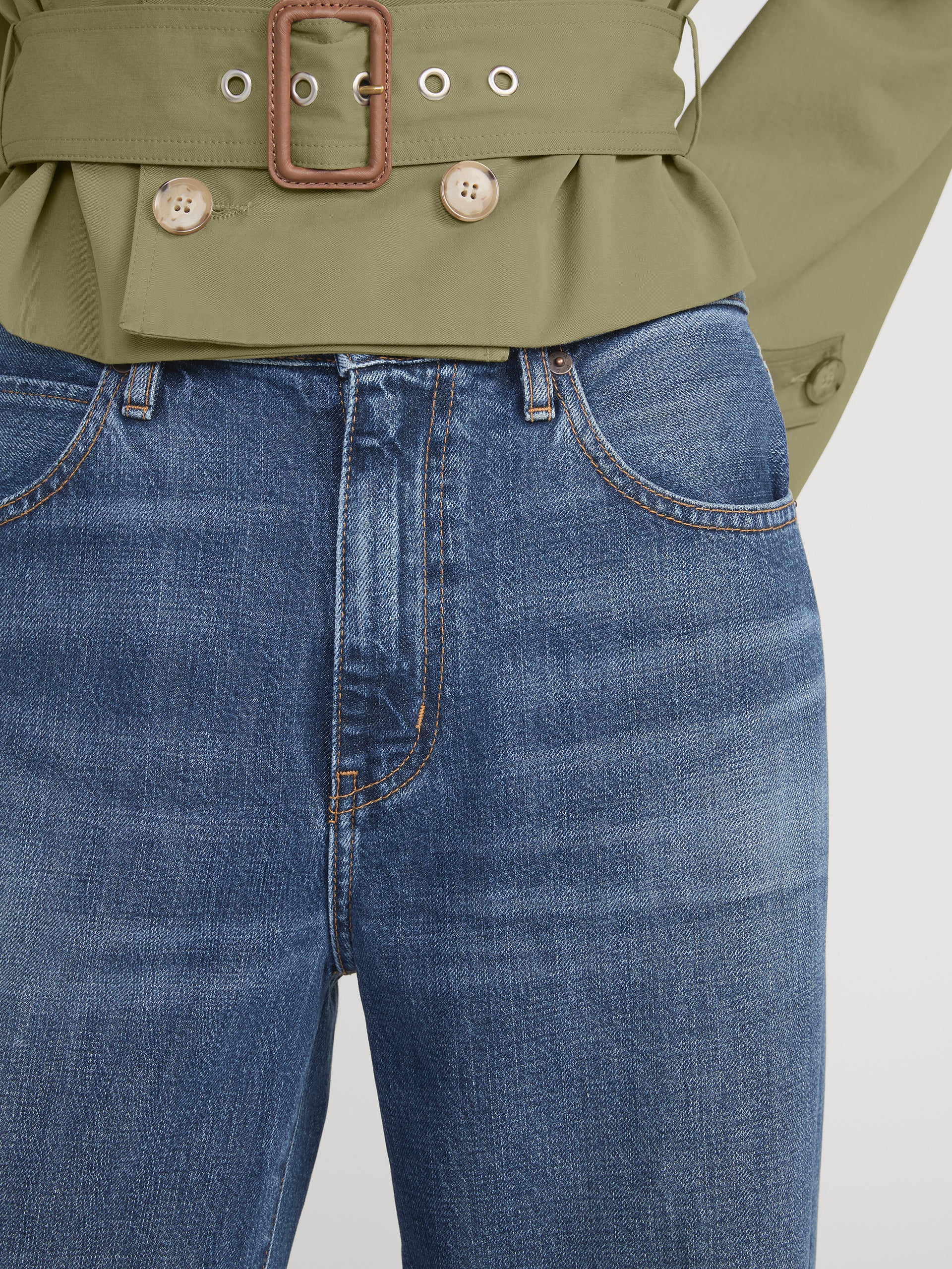 Jeans Detail 