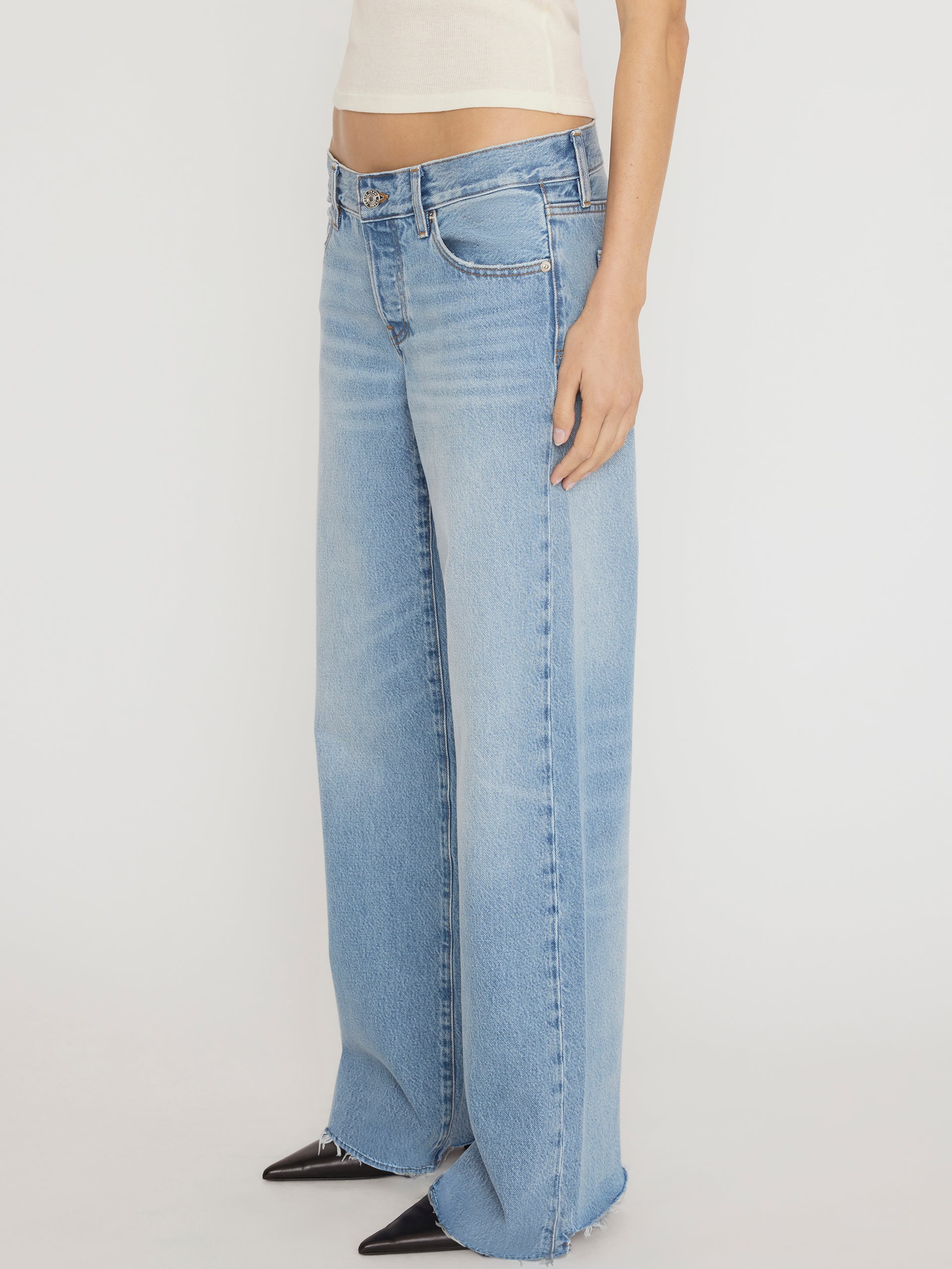 jeans-side-image