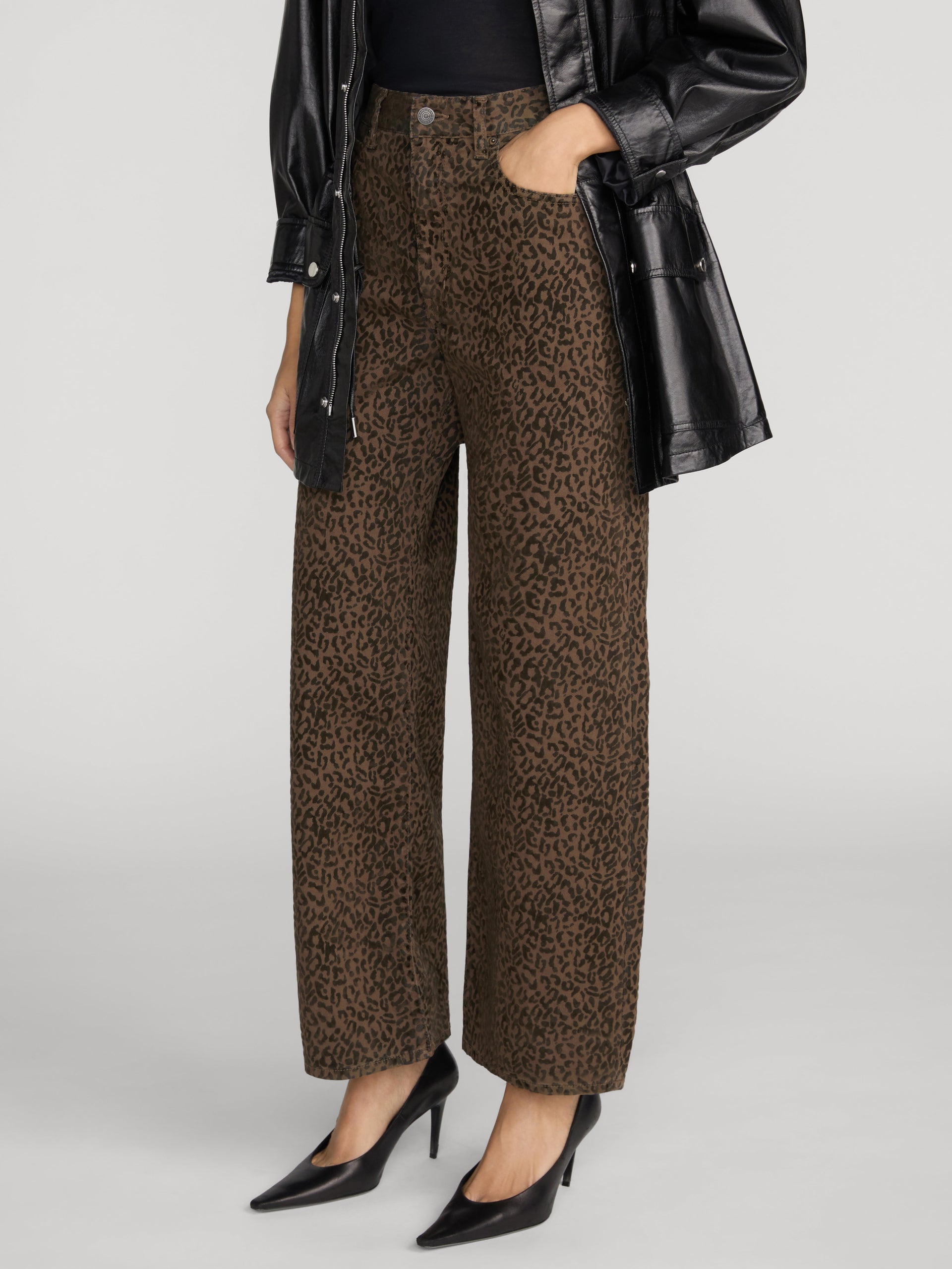 jeans-side-image