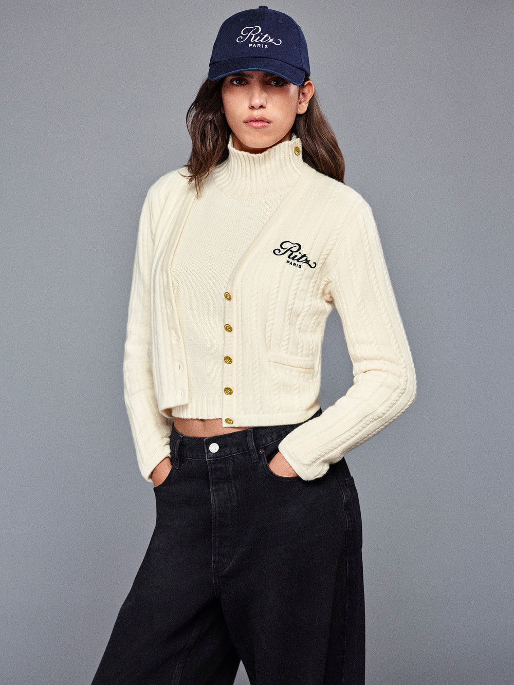 cardigan lookbook image alt:hover