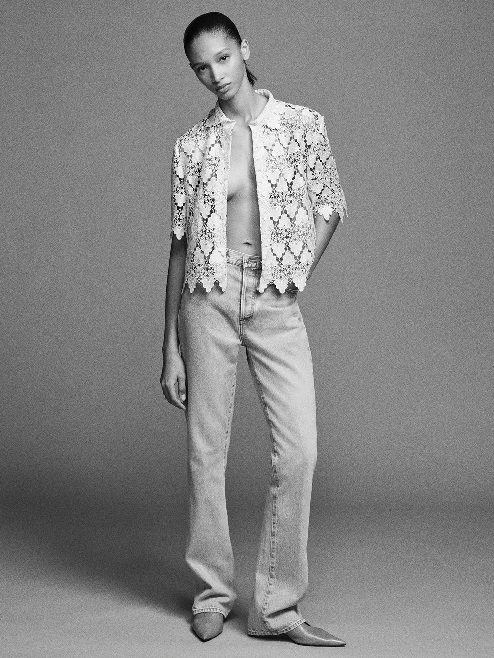 top lookbook image alt:hover