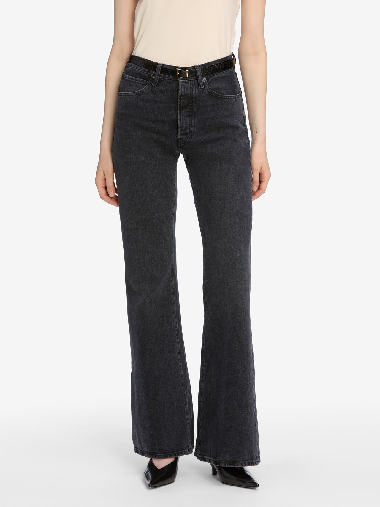 jeans front image alt:hover