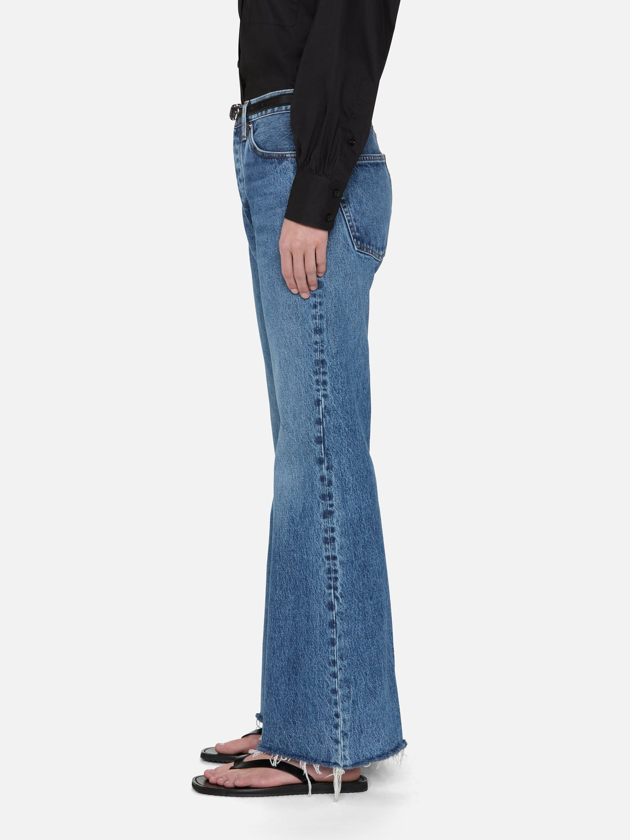 jeans side image alt:fit2
