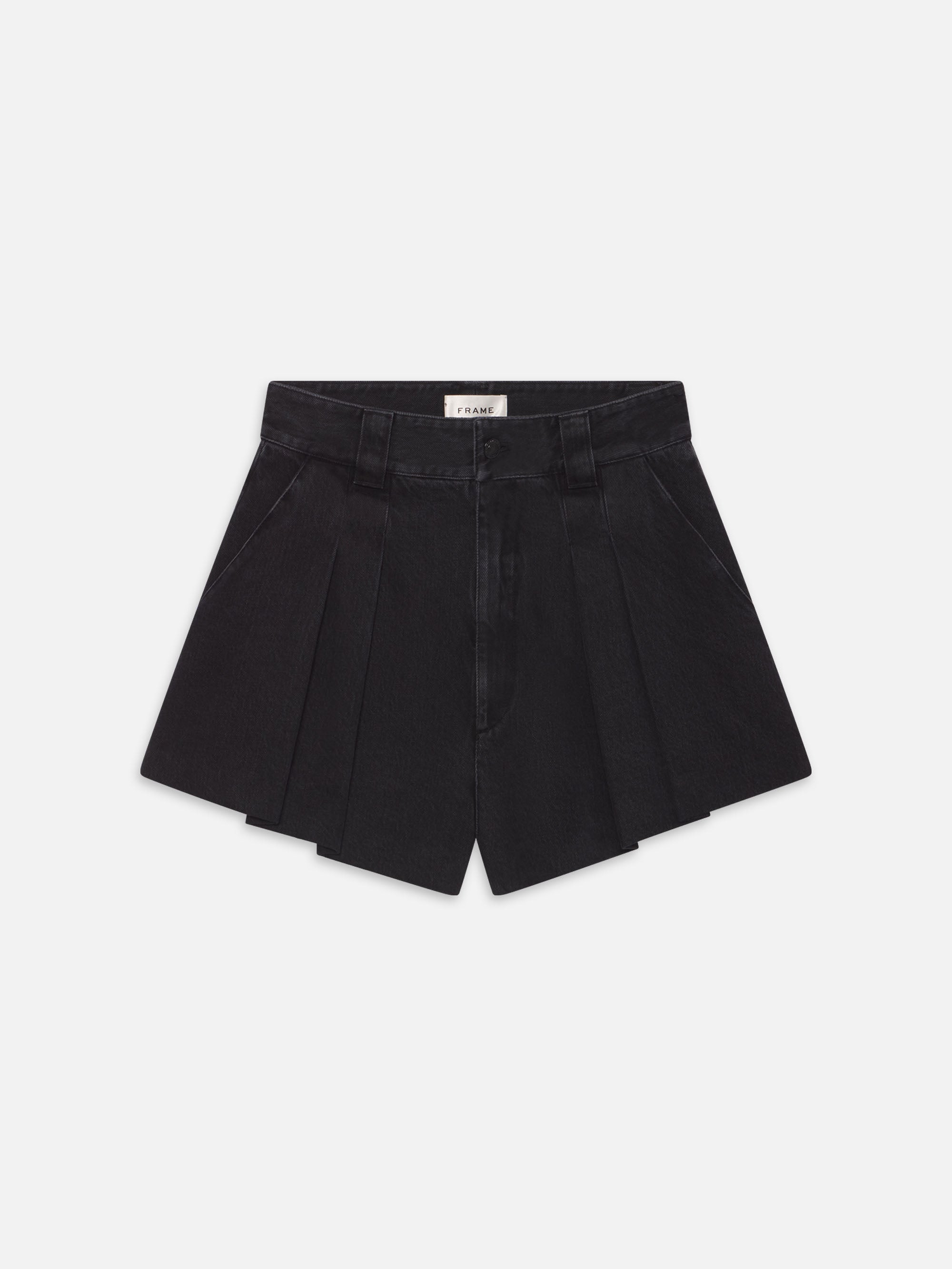 4008731-AXOM_F_shorts-front-