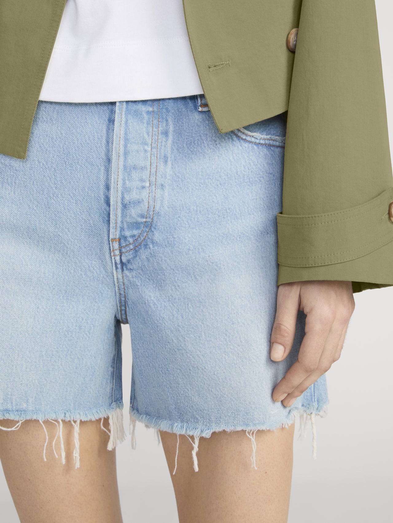 The Everyday Short -- Swindle