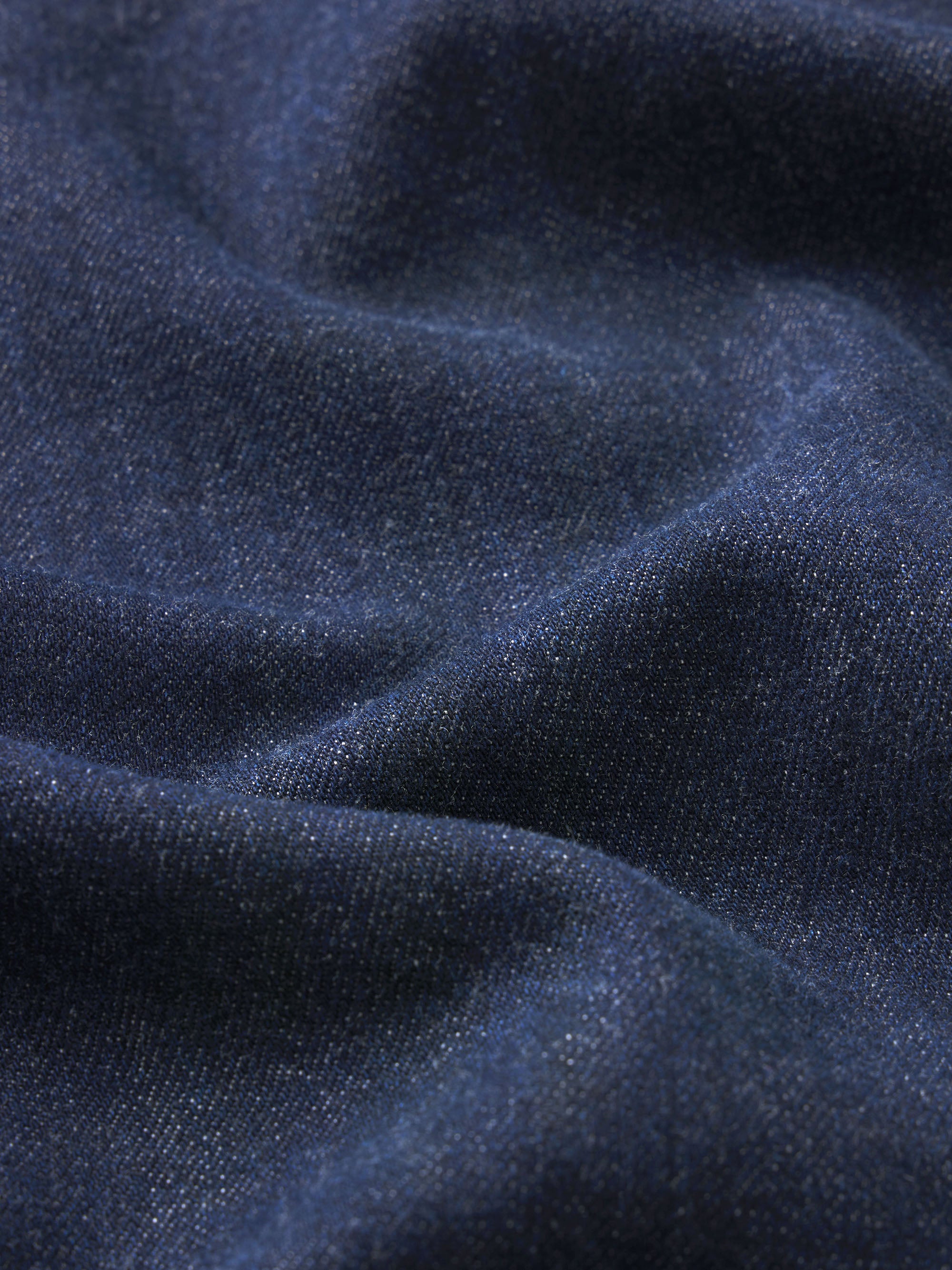 dress-texture-detail-image