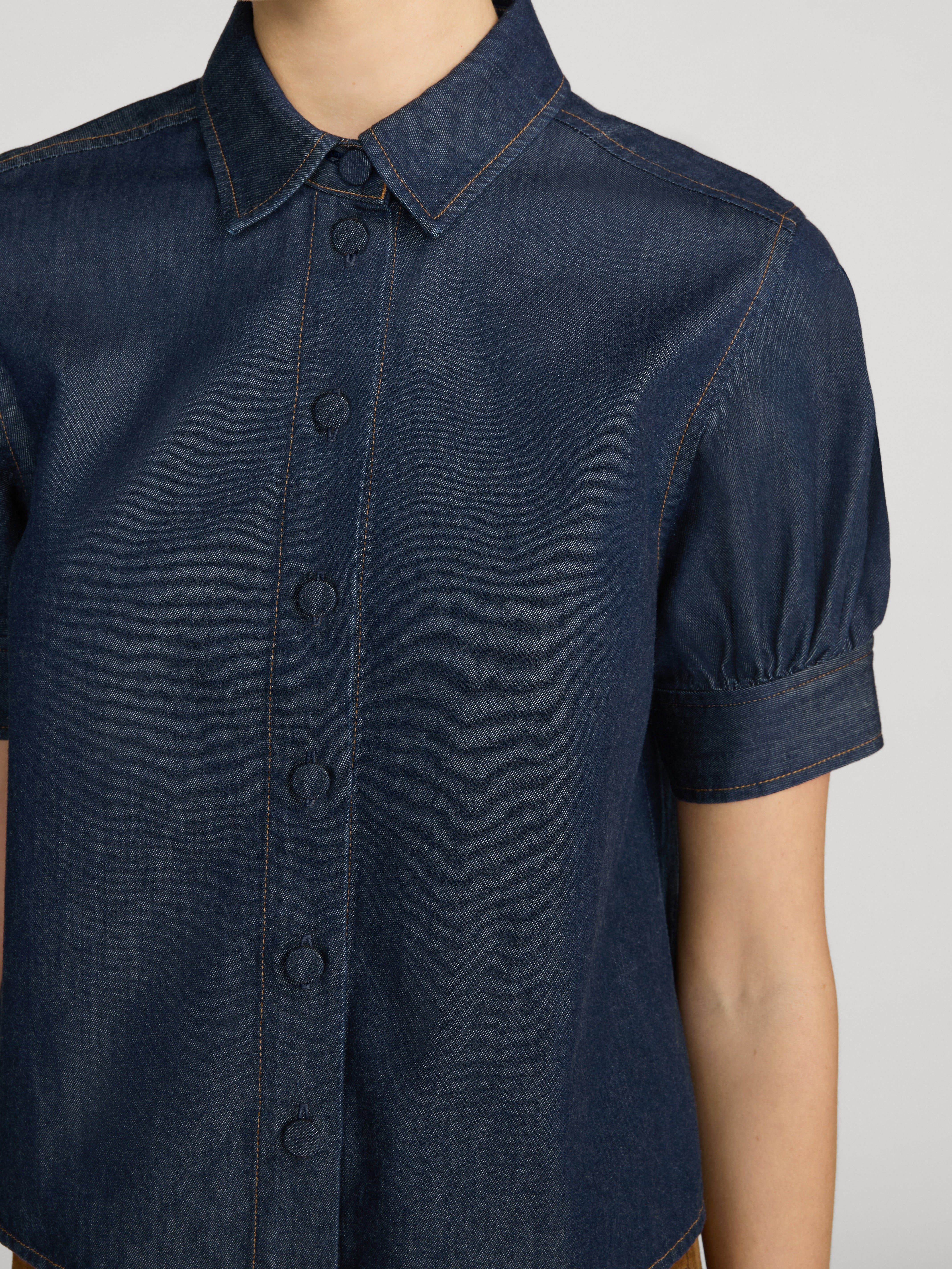 shirt-front-detail-image