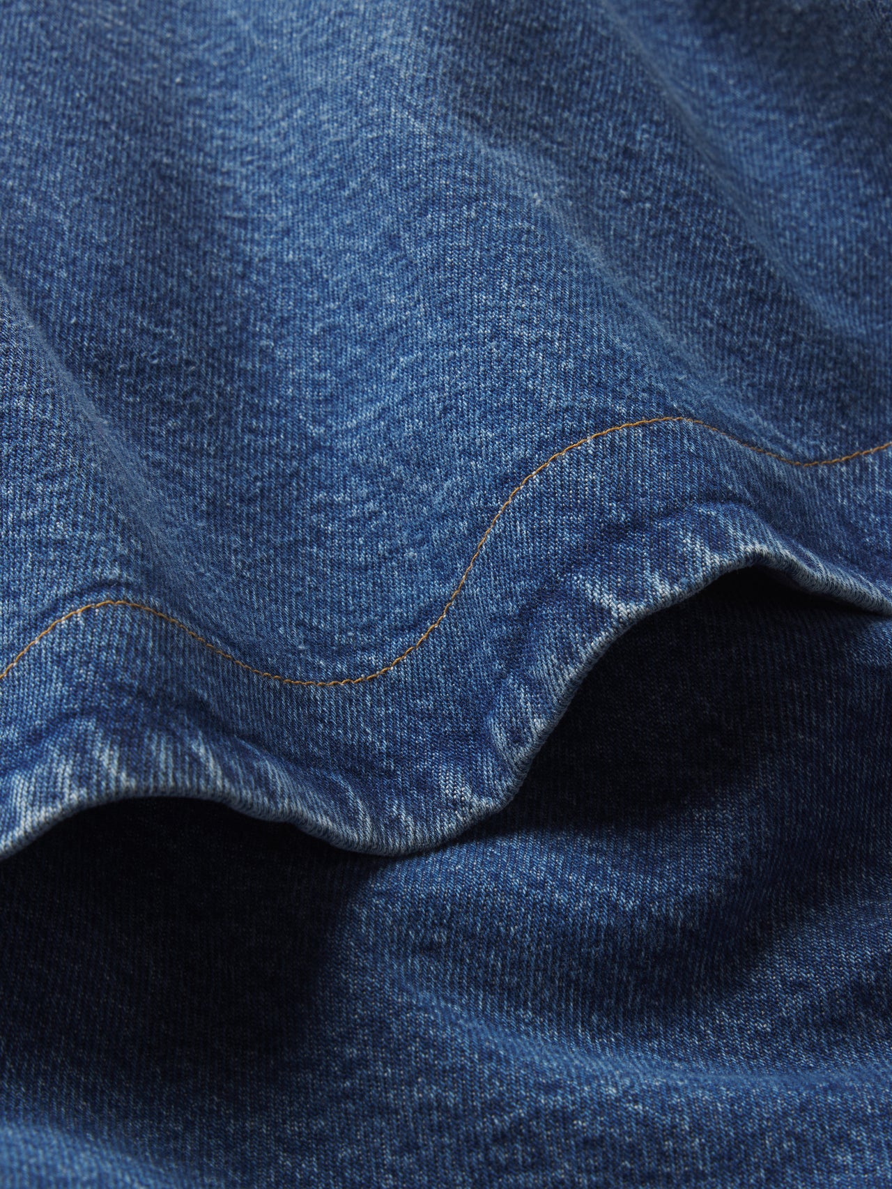 jacket texture detail image